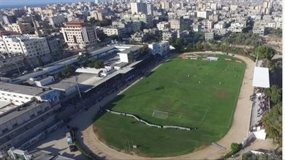 تحول أكبر ملعب لكرة القدم في غزة إلى مأوى لآلاف النازحين الفلسطينيين