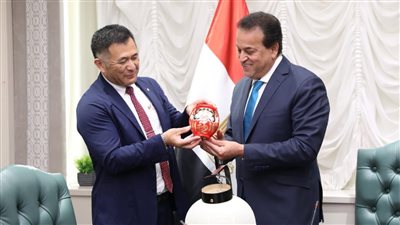 وزير الصحة يبحث تأسيس أول أكاديمية متخصصة في علوم الإسعاف بمصر