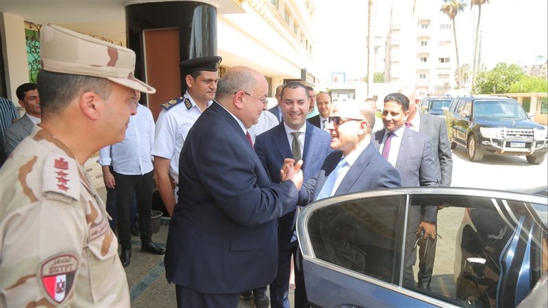وصول محافظ كفرالشيخ