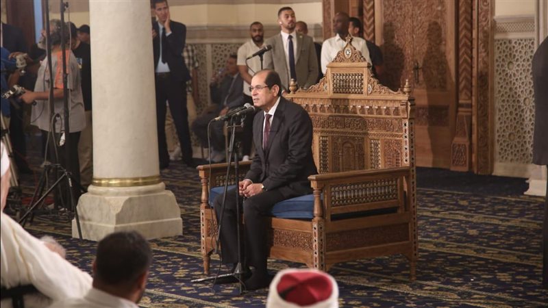 الدكتور يوسف عامر،
