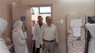 وكيل الصحة بالدقهلية يتفقد مستشفى منية النصر (صور)