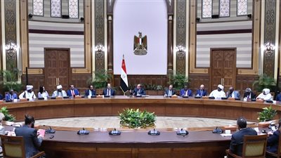 السيسي يؤكد ضرورة تكاتف المساعي للتوصل لحل سياسي شامل يحقق تطلعات الشعب السوداني 