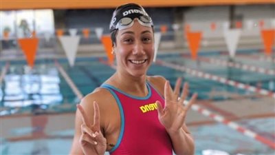 فريدة عثمان لاعبة منتخب السباحة تعلن عدم مشاركتها في أولمبياد باريس