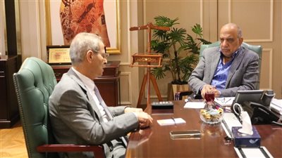 وزير الكهرباء يناقش آخر تطورات موقف تخفيف الأحمال 