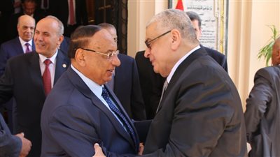 رئيس مجلس الدولة يستقبل رئيس هيئة قضايا الدولة (صور)