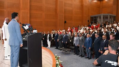 دقيقة حداد على روح أحمد رفعت قبل مؤتمر الإعلان عن زي أولمبياد باريس