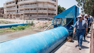 رئيس مياه الإسكندرية يتابع عمليات الإحلال والتجديد للخطوط 