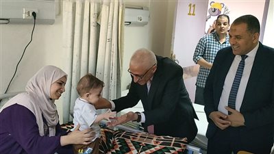محافظ شمال سيناء يزور المرضى الفلسطينيين في مستشفى العريش العام 