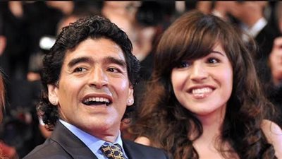 ابنة مارادونا تكشف أسرارا جديدة عن حياة والدها 