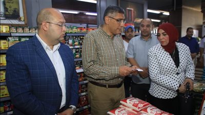 تعليمات صارمة من محافظ الجيزة بشأن أسعار السلع ووزن رغيف الخبز 