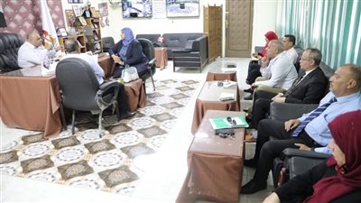 استعدادا للعام الدراسى الجديد، تعليم الوادي الجديد يعقد اجتماع لجنة دعم اللامركزية 