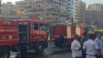 نائب محافظ القاهرة تتفقد حريق عباس العقاد (صور)