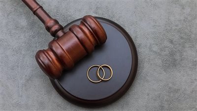 مأساة منى، تزوجت أسبوعًا واكتشف أنها لا تزال عزباء في الأوراق الرسمية 