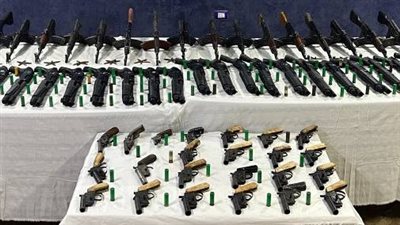 ضبط 67 سلاحا ناريا و16 قضية مخدرات خلال حملات بأسوان وأسيوط ودمياط