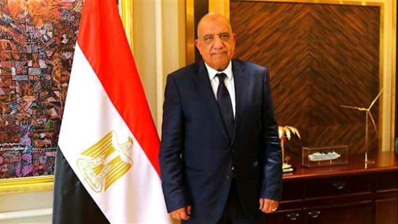 الدكتور محمود عصمت