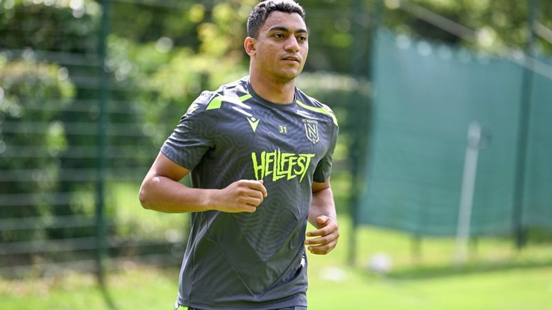 مصطفى محمد، فيتو
