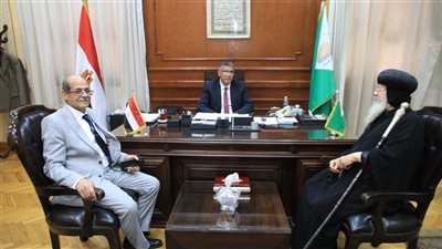 النجار يستقبل وفود الكنائس لتقديم التهنئة على توليه مهام منصب محافظ الجيزة (صور)