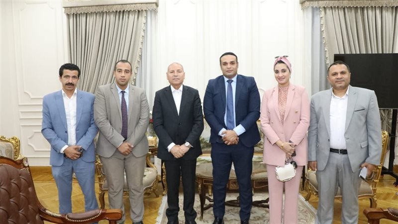محافظ القاهرة،فيتو