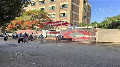 توافد طلاب الثانوية العامة على لجان الامتحانات بالشرقية (صور)