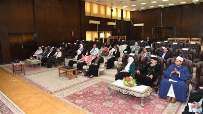 محافظ الفيوم يعقد اجتماعا للمجلس الإقليمي للسكان لمتابعة مؤشرات الزيادة السكانية