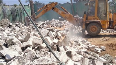 إزالة عدد من المخالفات بمدينة الشيخ زايد 