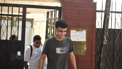 طلاب الثانوية العامة بالمنيا: 4 أسئلة صعبة تحتاج للتفكير في امتحان الجبر 