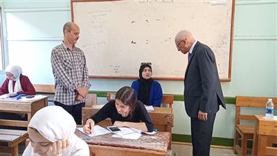 محافظ شمال سيناء يتفقد امتحانات الثانوية العامة في لجان العريش (فيديو وصور)