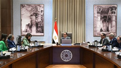 رئيس الوزراء يتابع جهود خفض أسعار السلع في الأسواق