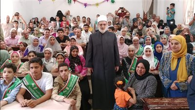 وكيل الأزهر يكرم أوائل طلاب الشهادتين الابتدائية والإعدادية الأزهرية بالشرقية 
