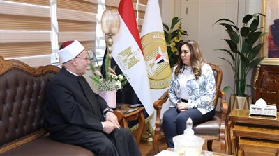 وزيرة التنمية المحلية تستقبل مفتي الجمهورية