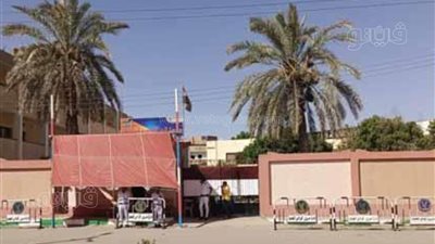 انتظام 1825 طالبا بالثانوية العامة في 11 لجنة بالوادي الجديد (صور)