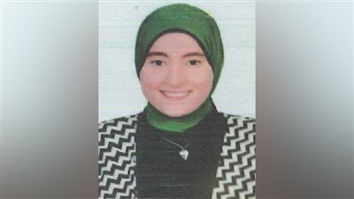 شهد الأولى بالدبلومات الفنية بالقاهرة: أمنيتي تحققت والثانوية العامة نظام فاشل