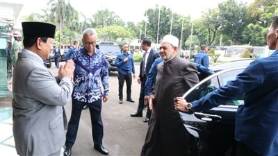 شيخ الأزهر والرئيس الإندونيسي يتفقان على إطلاق دعوة عالمية لنصرة غزة