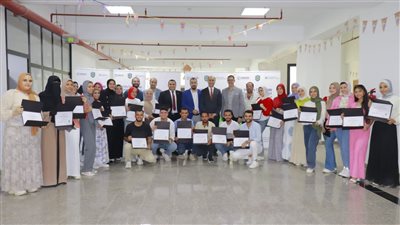 جامعة دمنهور تحتفل بتخريج أولى دفعات متدربي المركز الجامعي للتطوير المهني UCCD