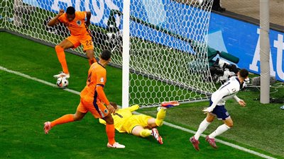 موعد مباراة نهائي يورو 2024 بين إسبانيا وإنجلترا 