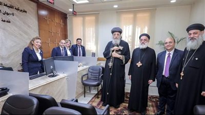 البابا تواضروس يتابع العمل الإداري بالديوان البطريركي في الإسكندرية