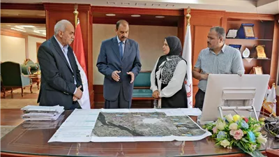 محافظ سوهاج يعتمد الخرائط النهائية لمشروع تدقيق ومراجعة مسميات التجمعات العمرانية 