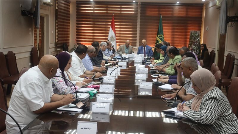محافظ القليوبية خلال