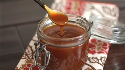 طريقة عمل صوص الكراميل في خطوات بسيطة 