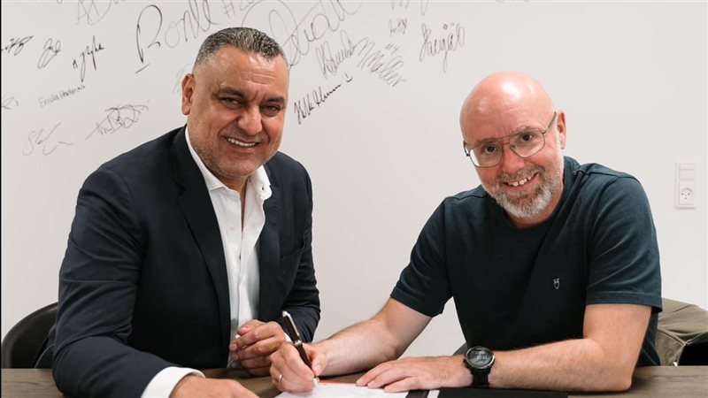 ستيفان مادسن مدرب
