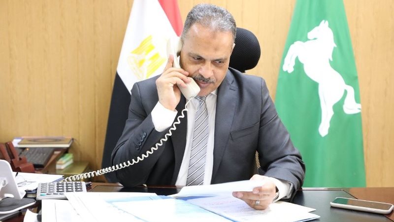 المحافظ يُهنئ أوائل