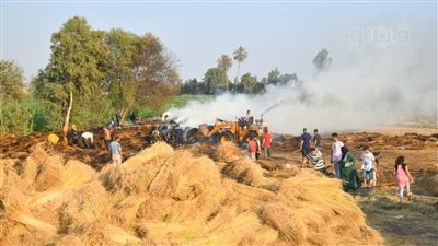 خسائر بـ 2 مليون جنيه، السيطرة على حريق التهم شونة كتان في الغربية (صور) 