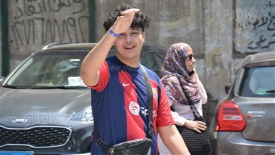  بدء توافد طلاب الثانوية العامة على اللجان لأداء امتحان التفاضل والتكامل 