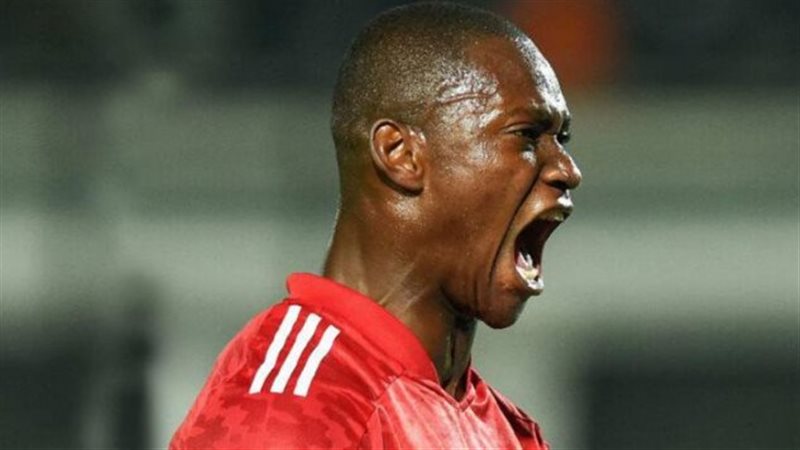 أليو ديانج لاعب الأهلي