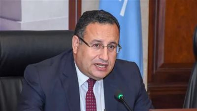 عبد العزيز قنصوة: الإسكندرية محافظة صناعية من الدرجة الأولى 