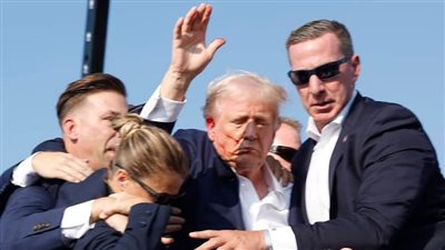 معجزة أنقذت حياته، لقطات جديدة تظهر توجيه الرصاصة نحو منتصف رأس ترامب (فيديو)