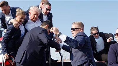 شرطة بنسلفانيا تعلن إصابة شخصين في محاولة اغتيال ترامب