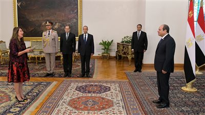5 معلومات عن سفيرة الولايات المتحدة بالقاهرة عقب اعتمادها من السيسي