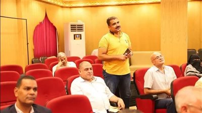 منطقة الأقصر الأزهرية تستعرض مشروع المراكز الصيفية في اجتماع رئاسة قطاع المعاهد