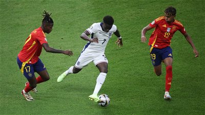 برشلونة يقترب من حسم صفقة ساحر منتخب إسبانيا